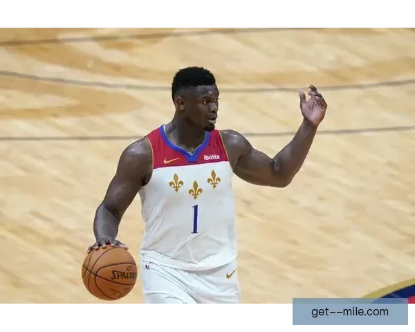 巴斯克斯因大腿肌肉拉伤缺席比赛 将缺阵一段时间恢复治疗